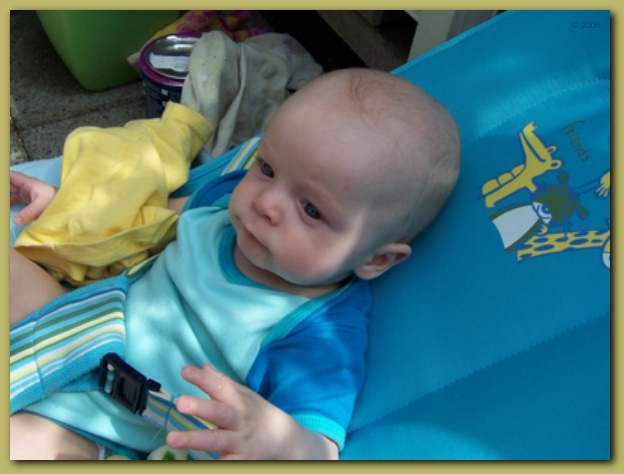 599x448 pixels (183K)